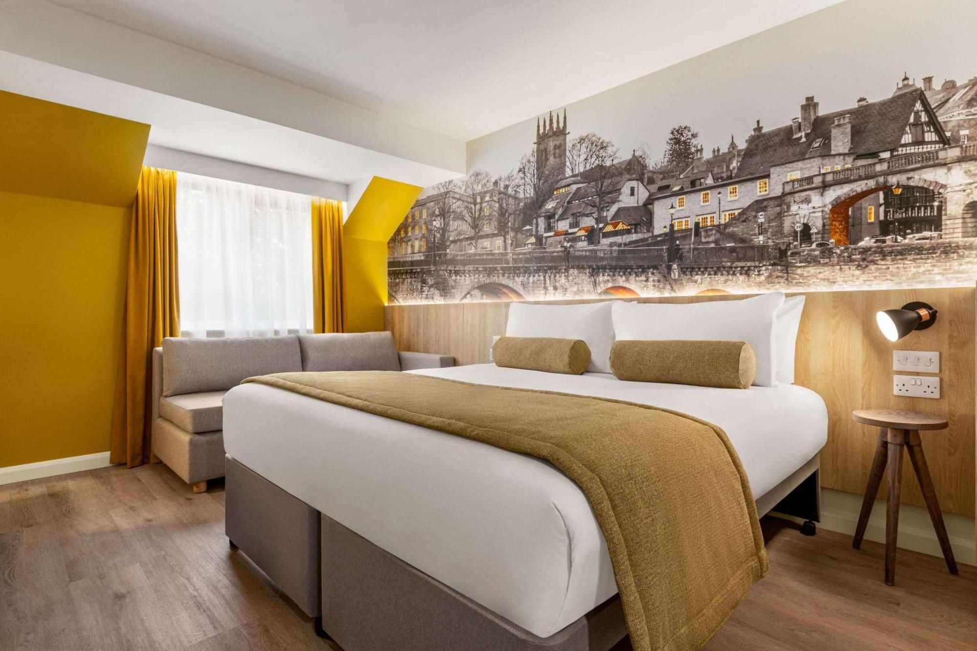 Super 8 By Wyndham Chester East Экстерьер фото